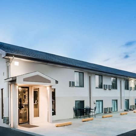 Hotel Super 8 By Wyndham Bowman Exterior foto